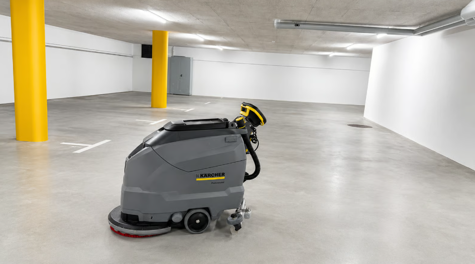 Arbeit von Hauswart- und Gärtnerarbeiten Evergreen